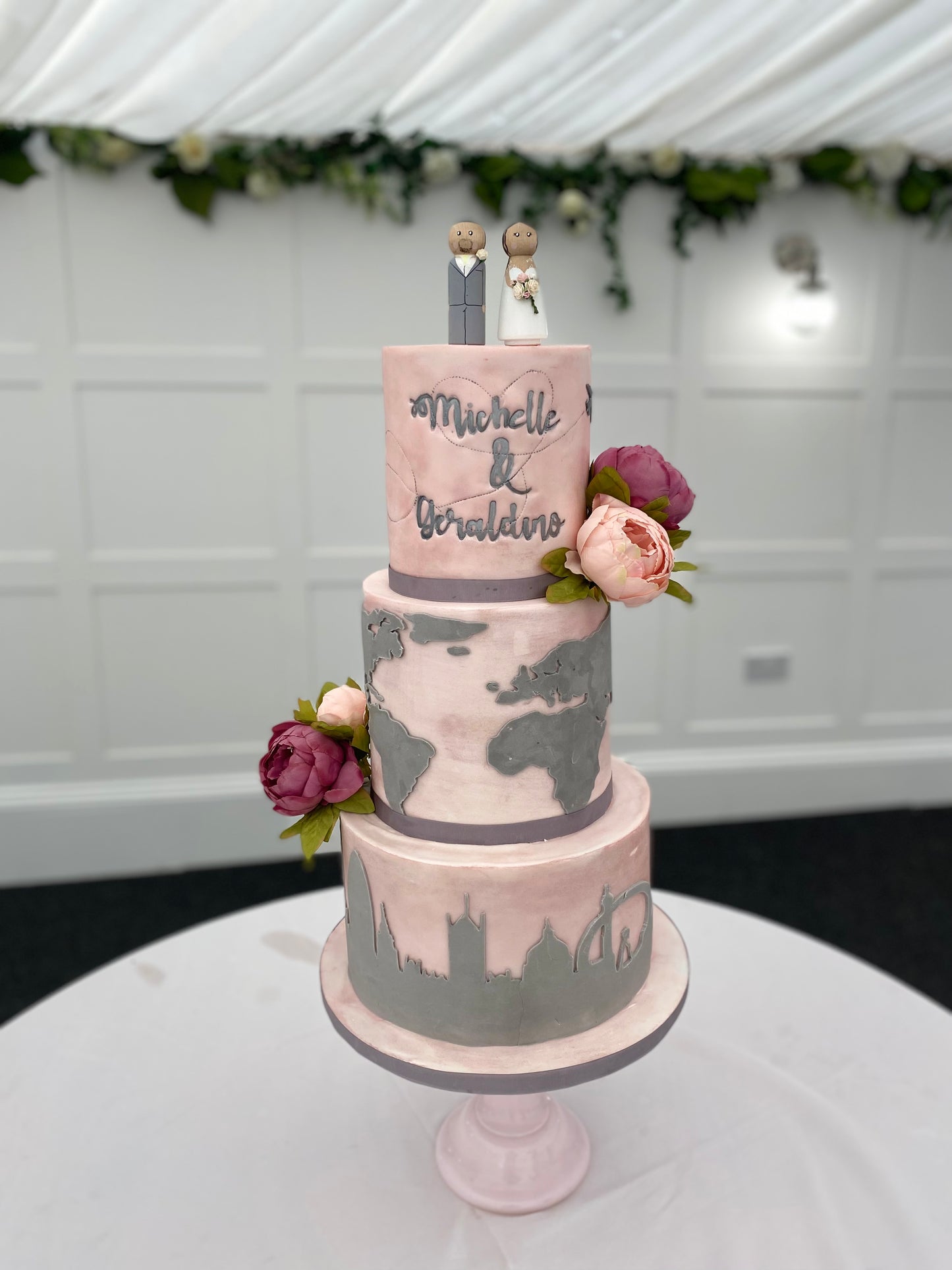Traveller themed wedding cake