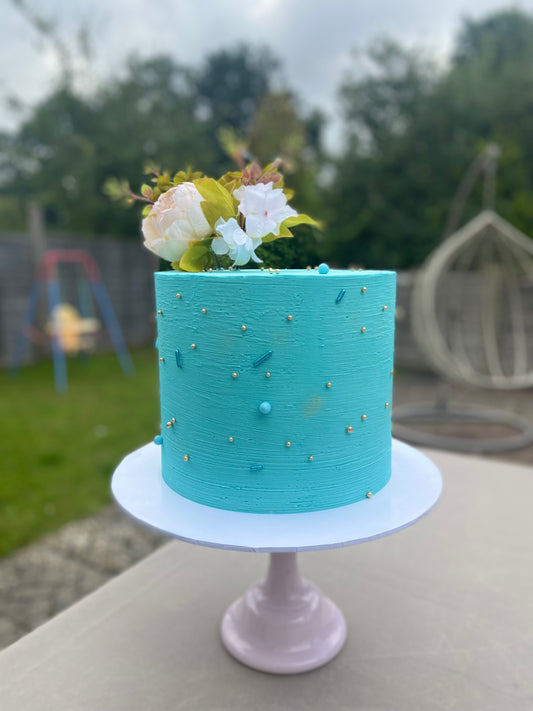Sea of blue buttercream cake
