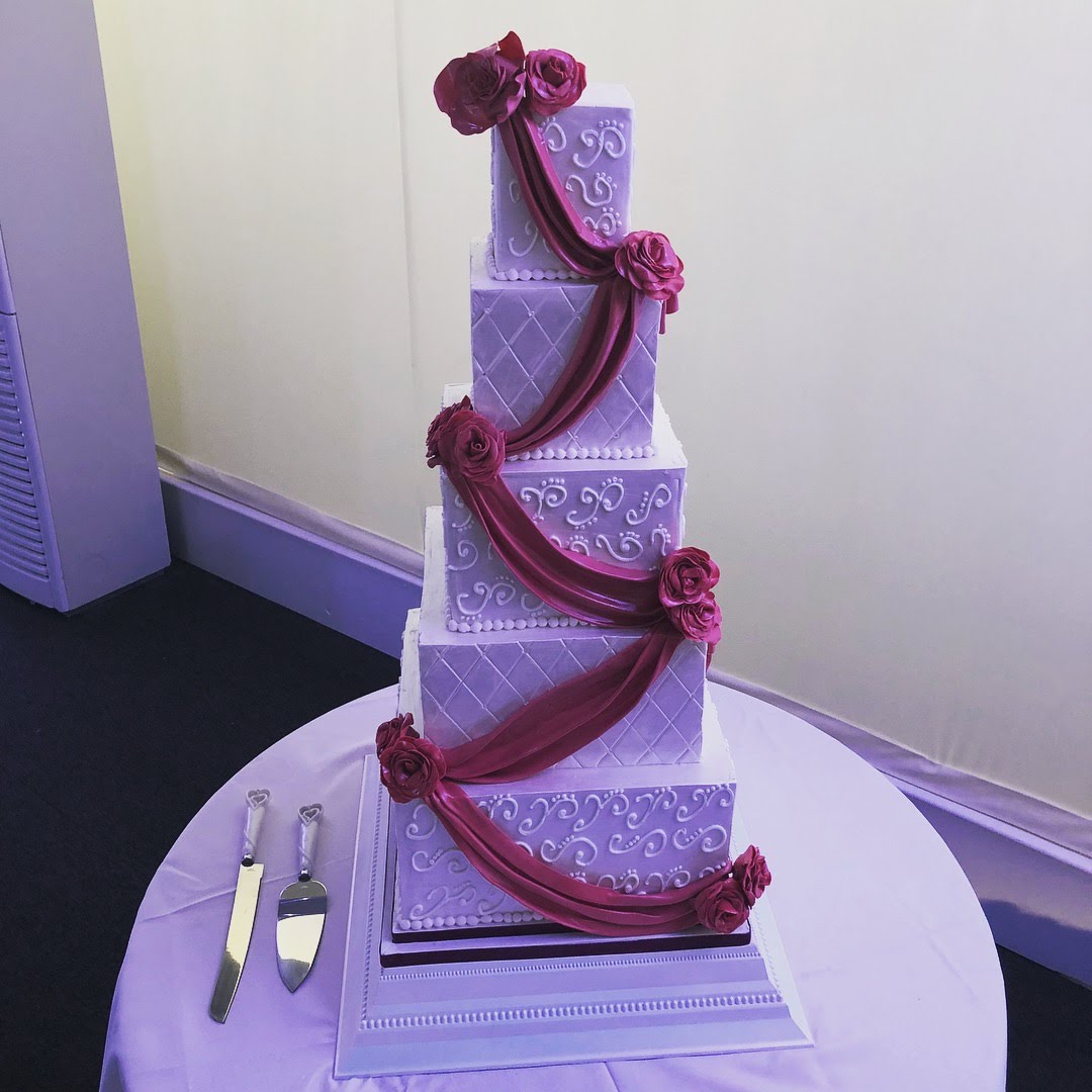 Five-tier square wedding cake