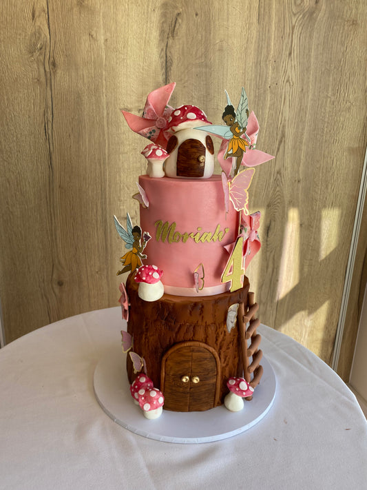 Fairy woodland cake